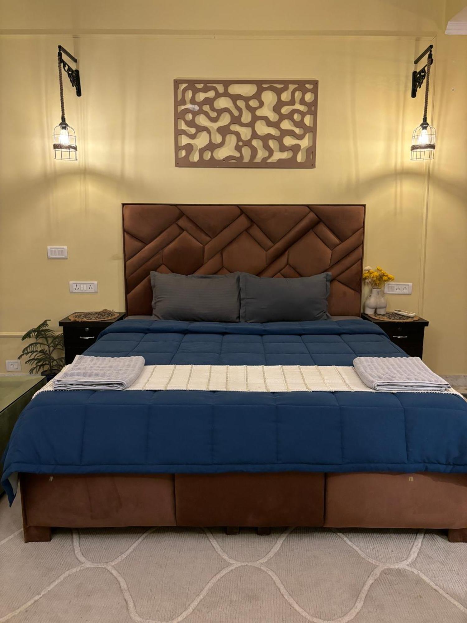 نيودلهي Atharva'S Homestay By Goaround Homes - Nehru Enclave Metro, South Delhi المظهر الخارجي الصورة