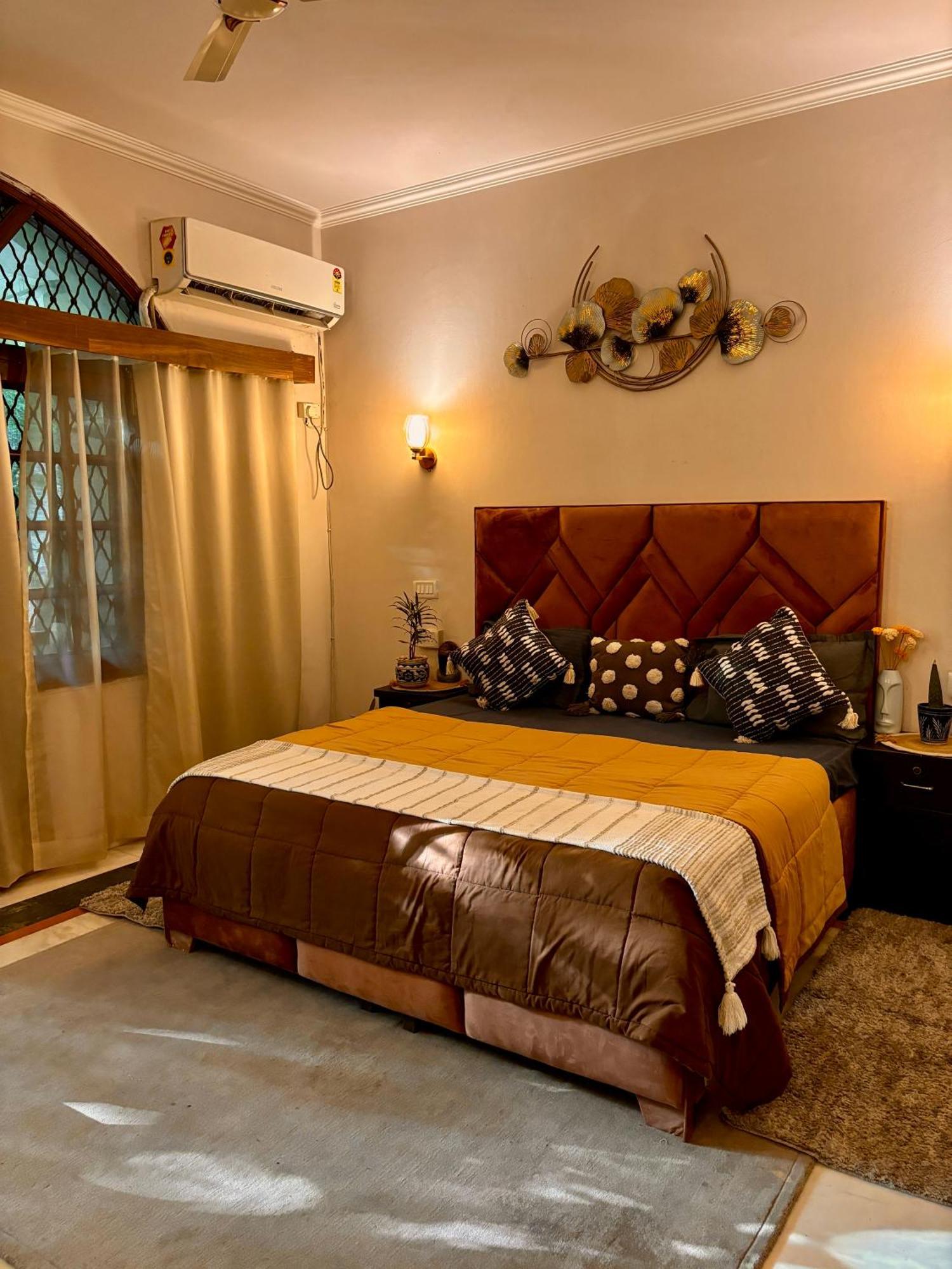 نيودلهي Atharva'S Homestay By Goaround Homes - Nehru Enclave Metro, South Delhi المظهر الخارجي الصورة