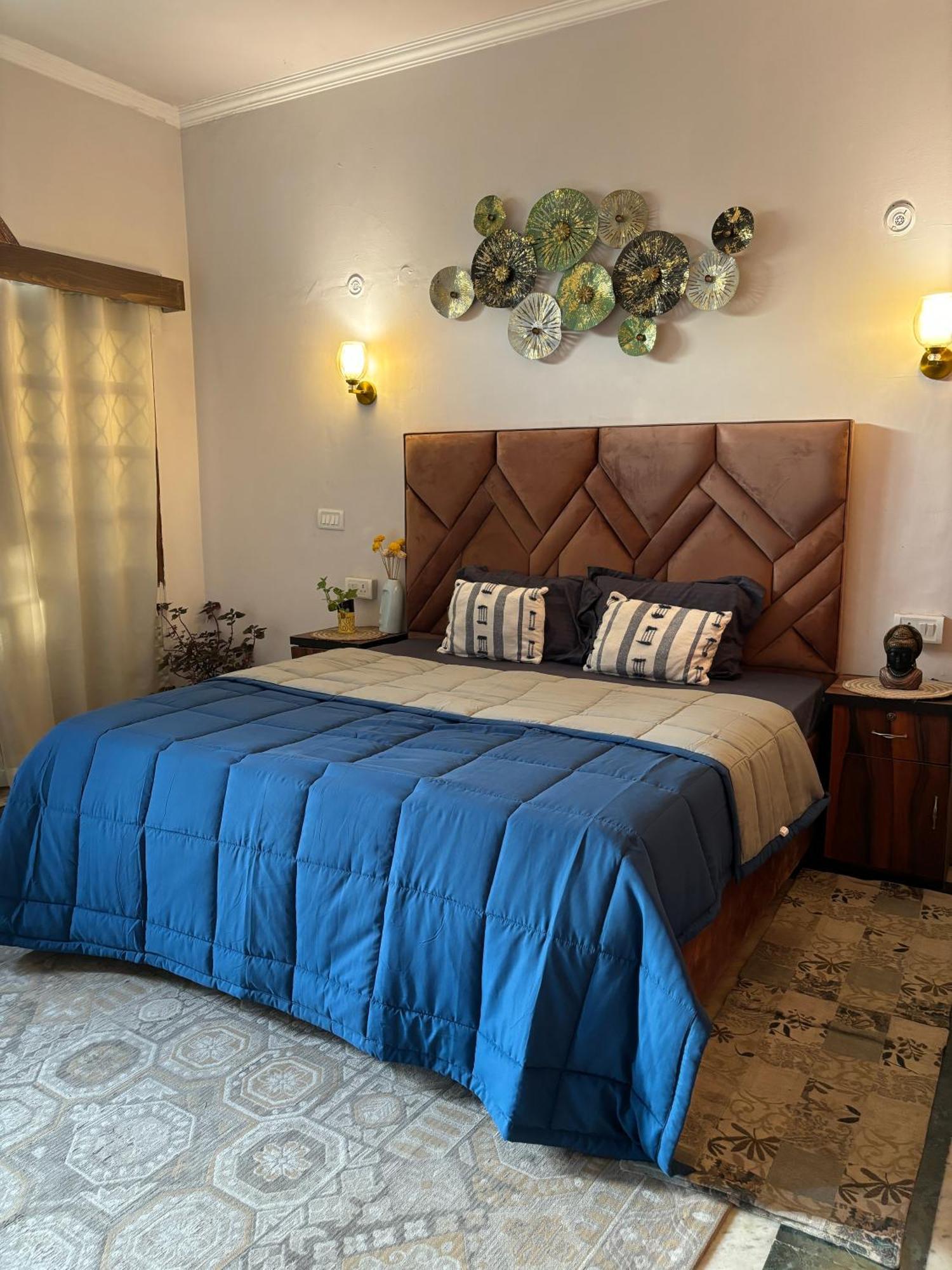 نيودلهي Atharva'S Homestay By Goaround Homes - Nehru Enclave Metro, South Delhi المظهر الخارجي الصورة